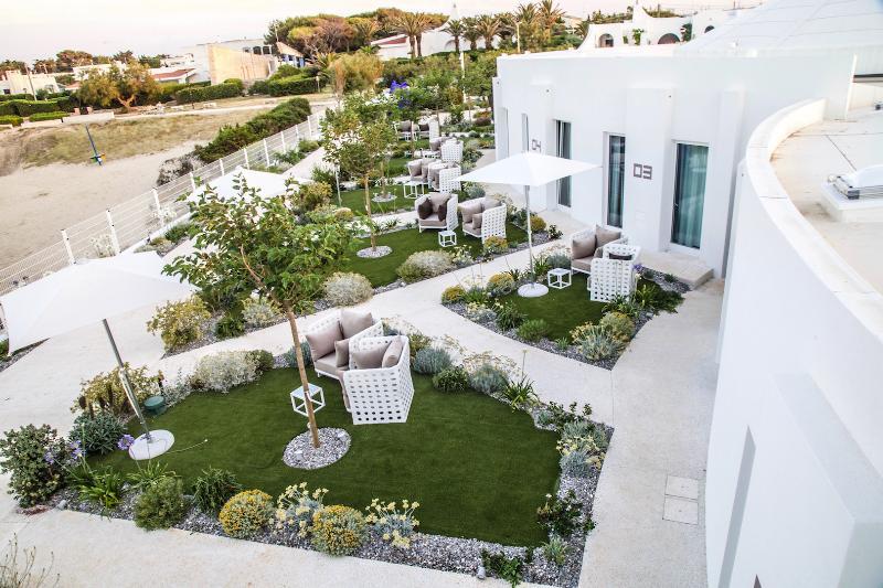 Sole In Me Resort By Altoborgo Ostuni Exterior foto